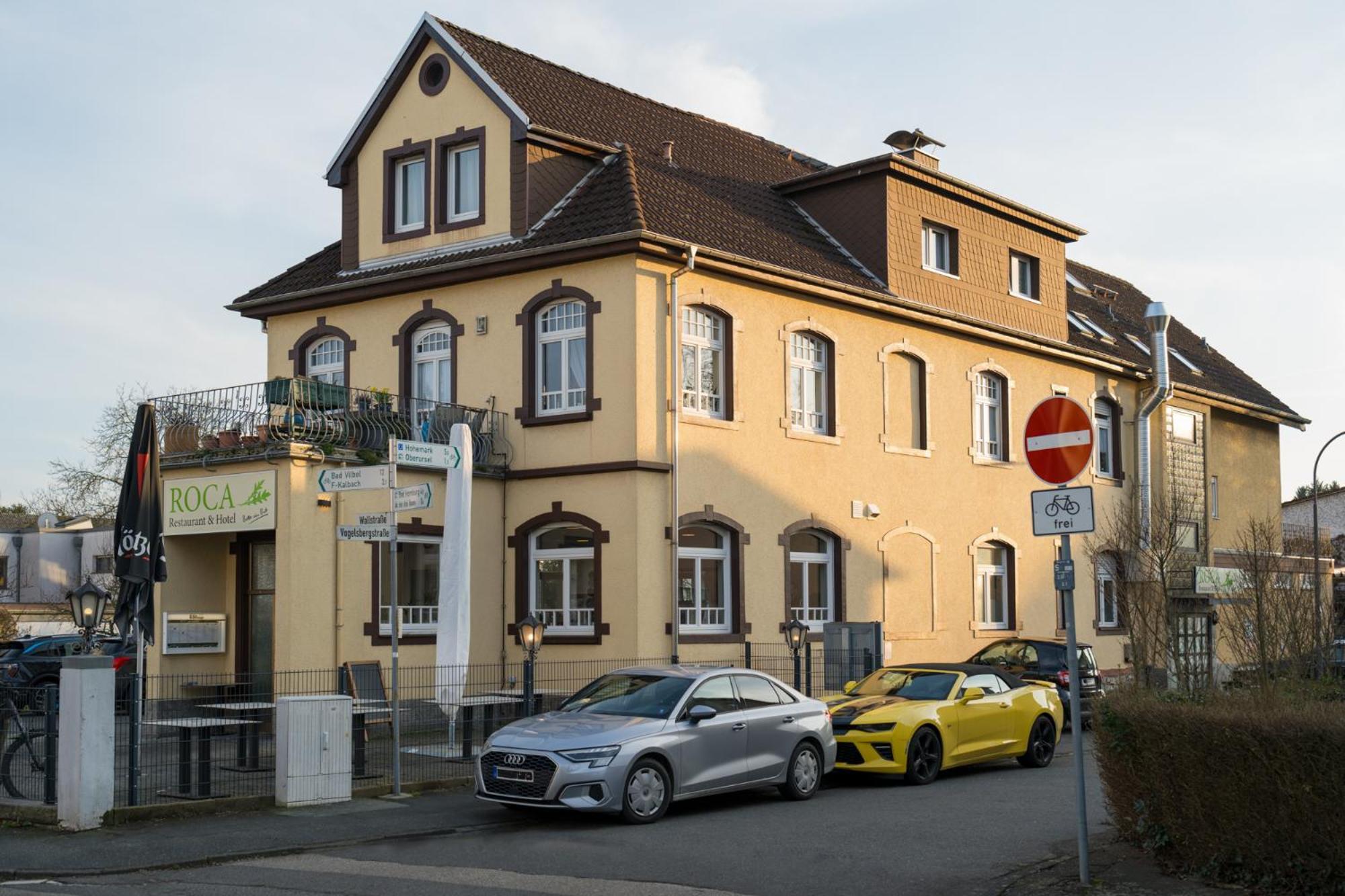 Roca Restaurant Und Hotel Bommersheim Exterior foto